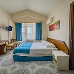 Sazak Hotel