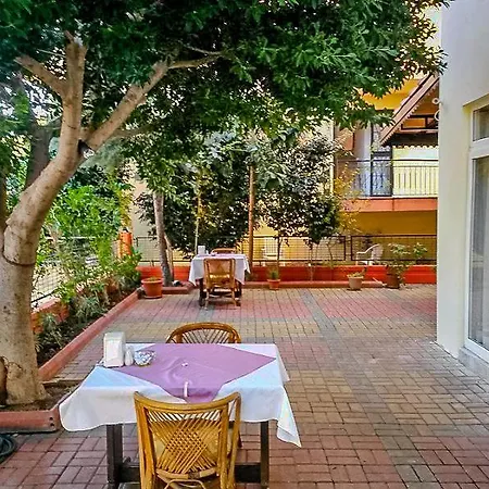 Sazak Hotel 3*